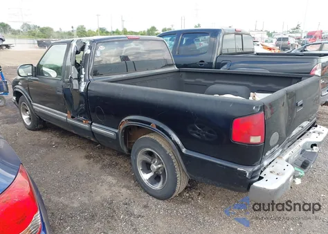 2002 Chevrolet S-10 Ls from USA, damaged, VIN 1GCCS195728144242
